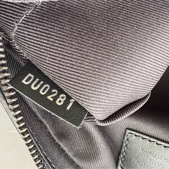 Authentic Louis Vuitton Eclipse reverse Monogram pouchette trio - Picture 3 of 15